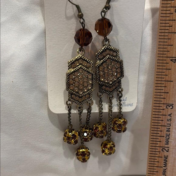 Elegant Brown Dangle Earrings - Picture 3 of 4